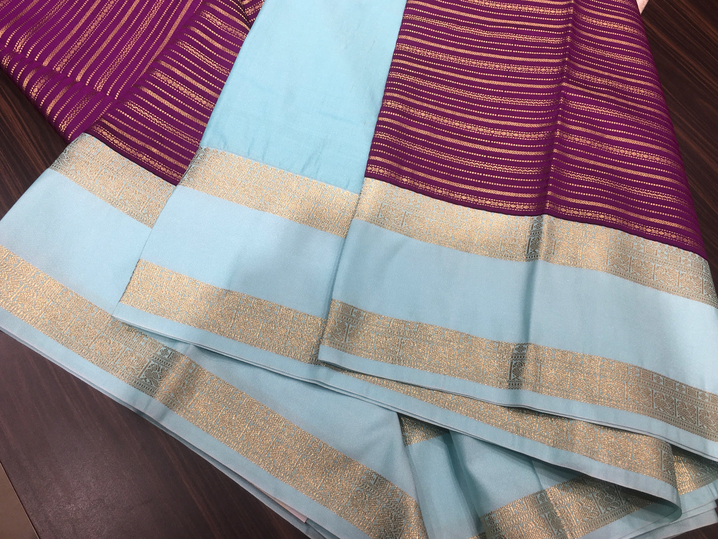 Semi Kanchipuram silk