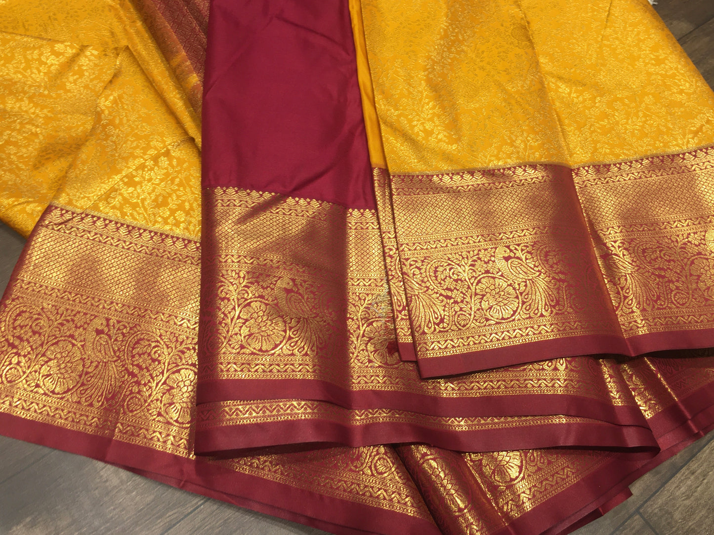 Semi Kanchipuram silk