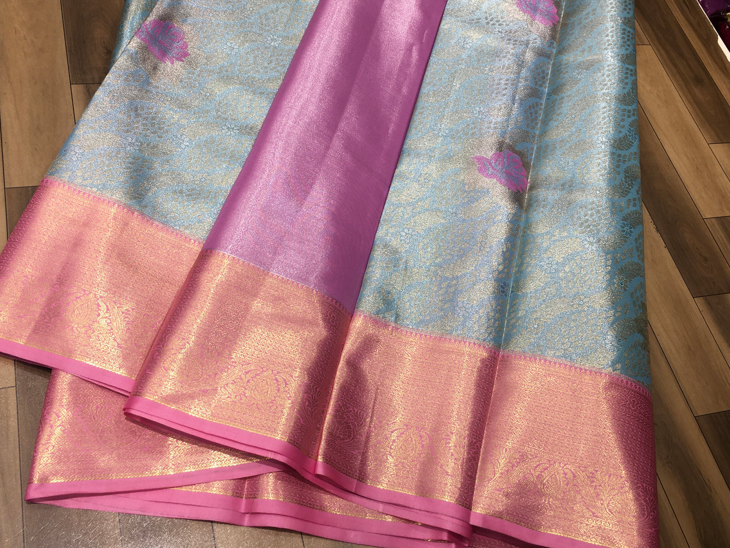Semi Kanchipuram tissue