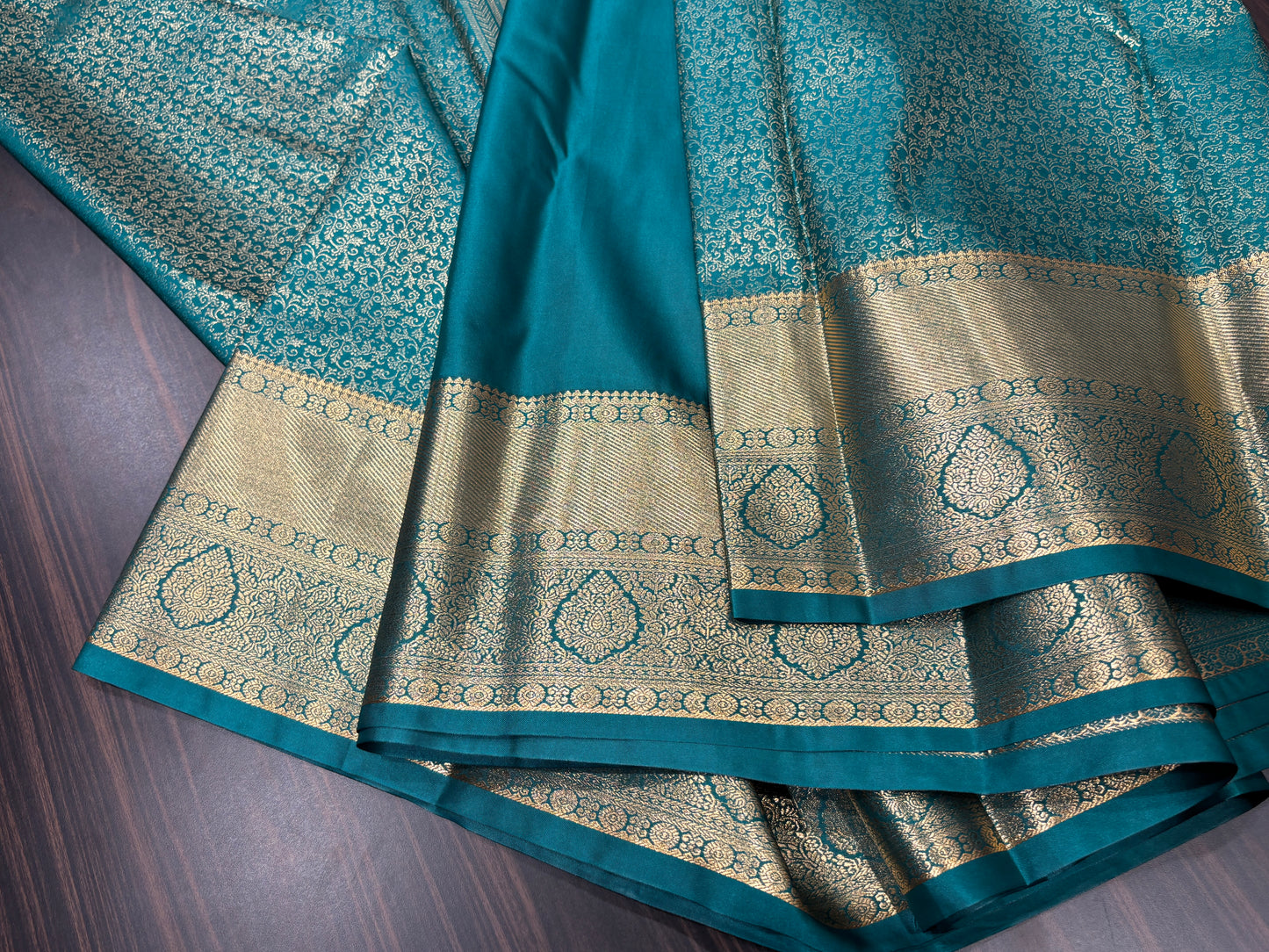 Semi Kanchipuram silk