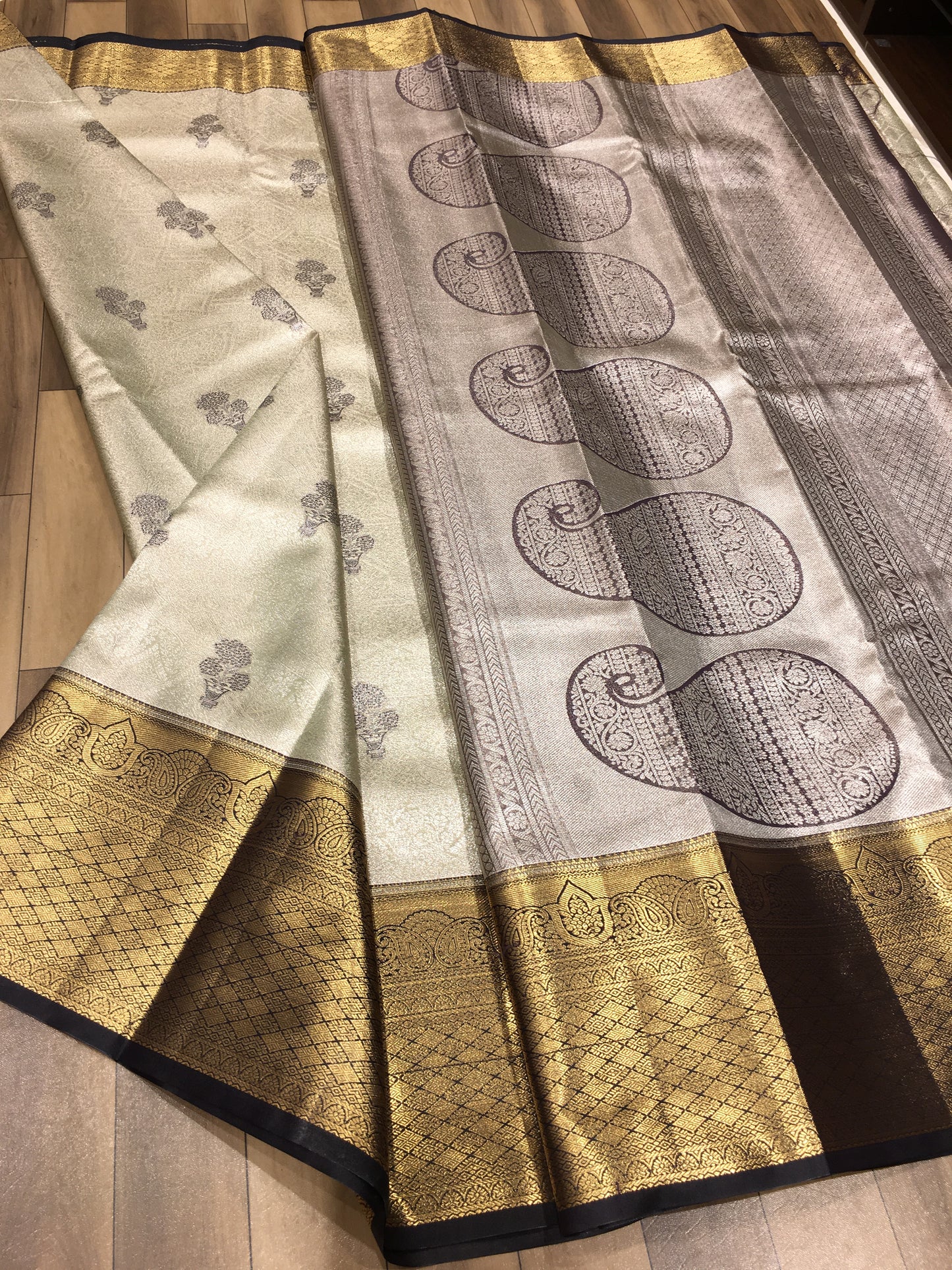 Semi Kanchipuram tissue