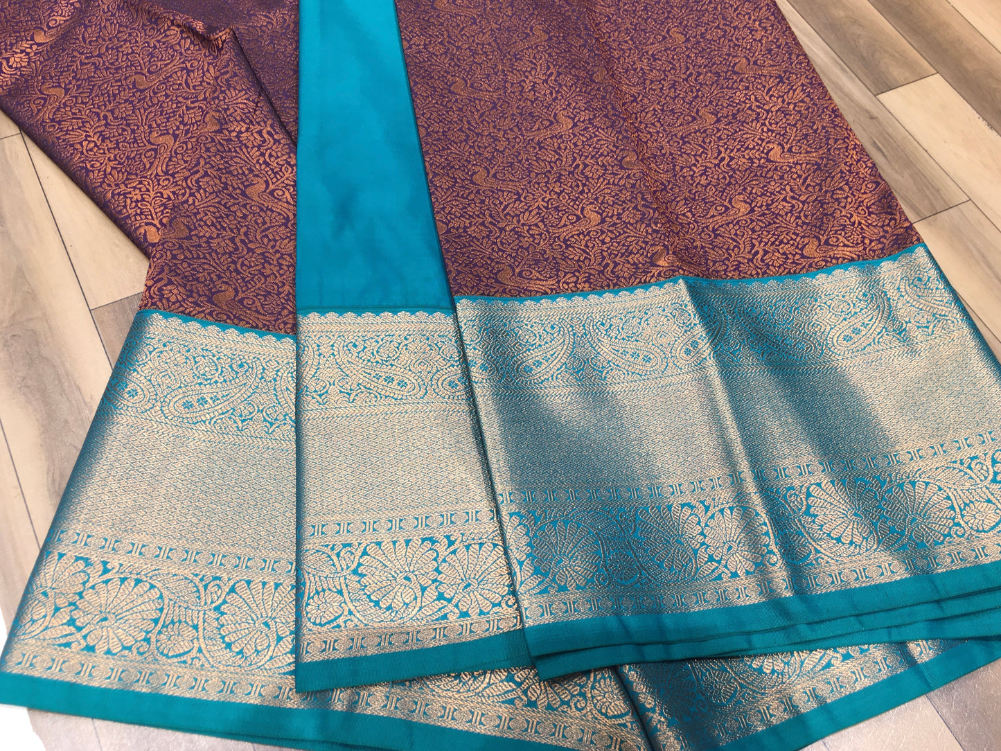 Semi Kanchipuram brocade