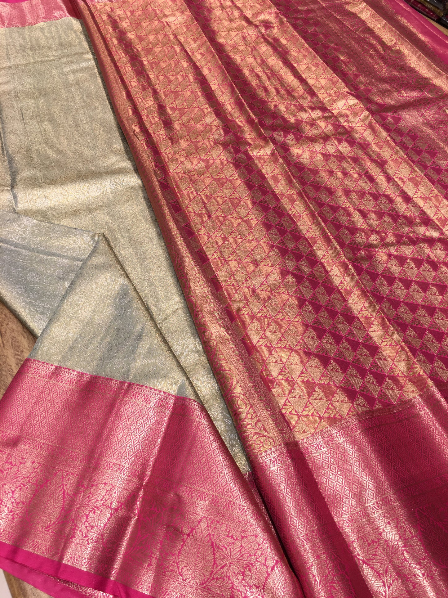Semi Kanchipuram tissue