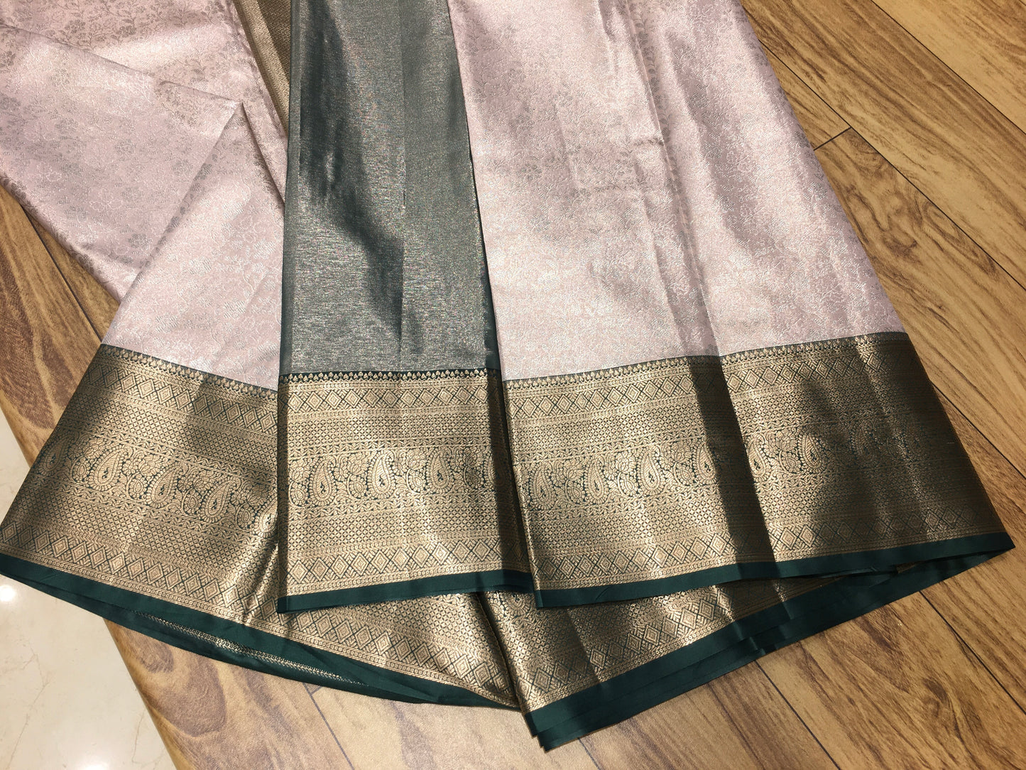 Semi Kanchipuram tissue