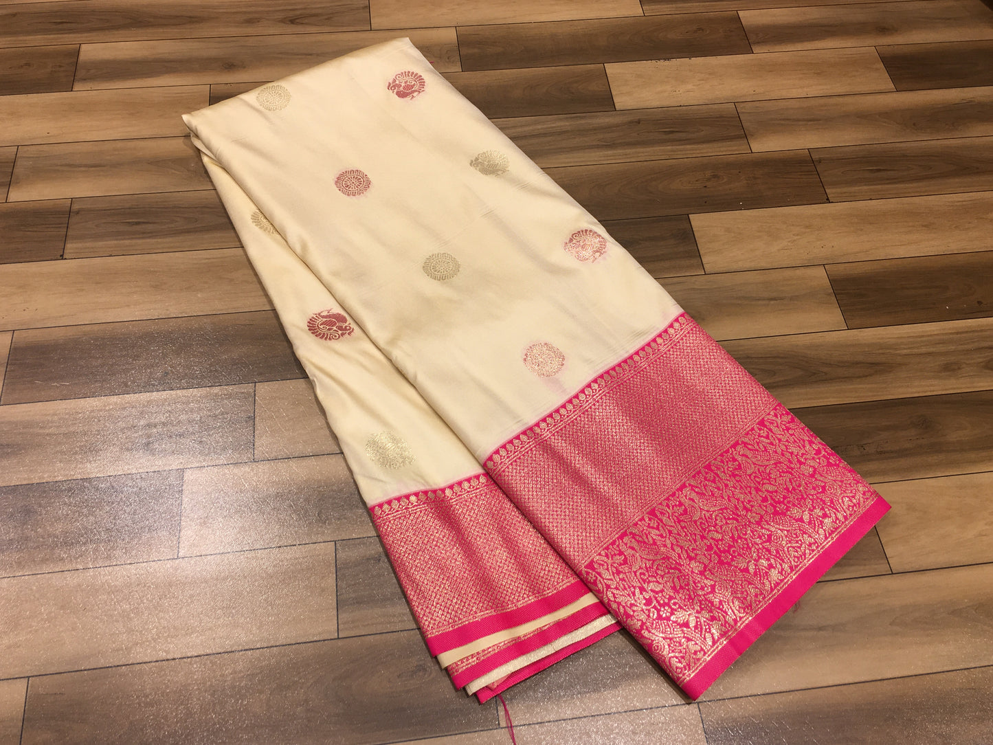 Valakalam saree