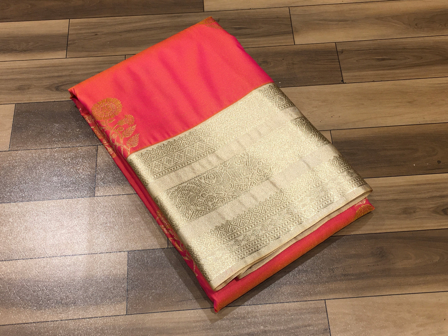 Semi Kanchipuram silk