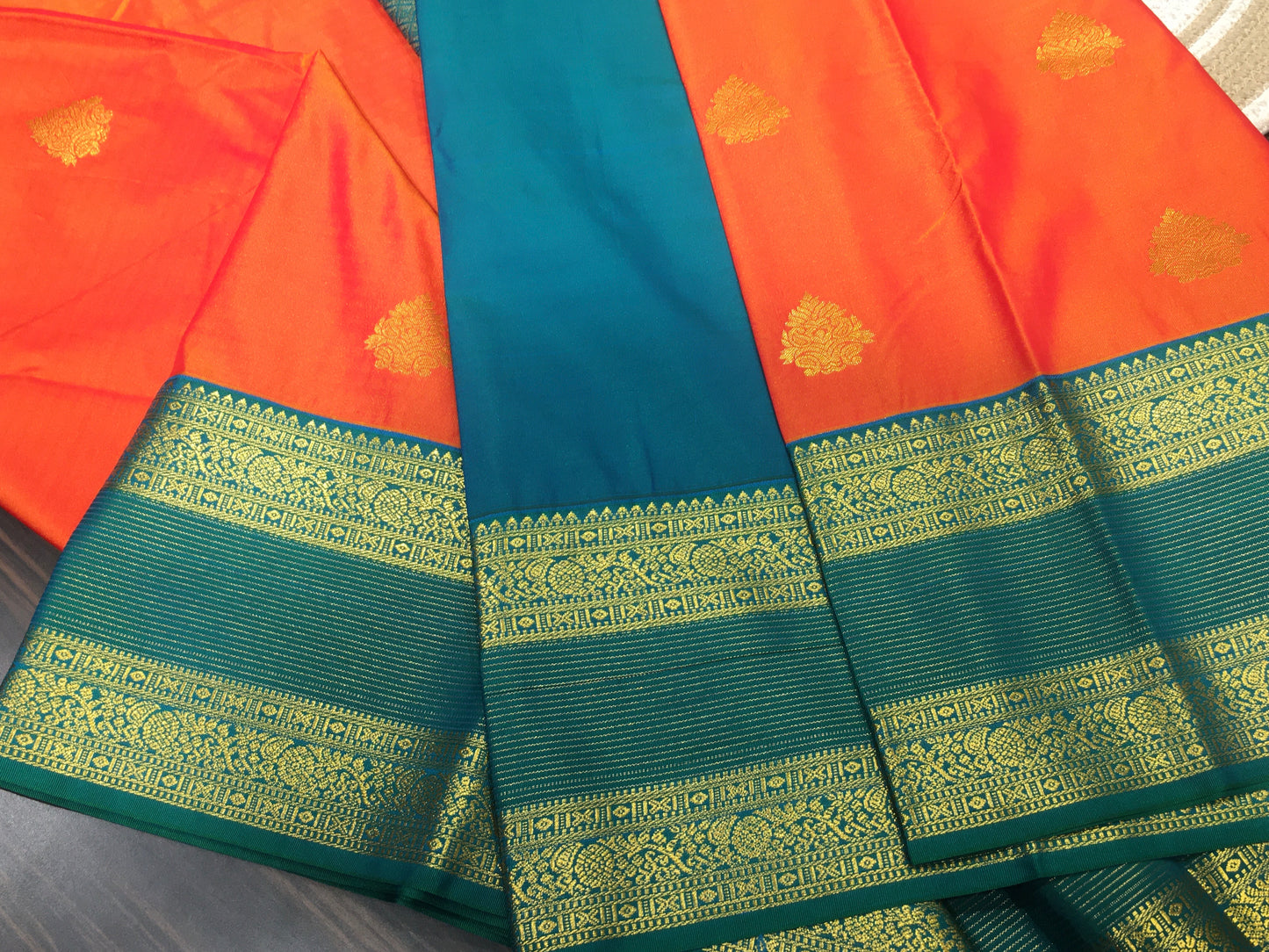 Semi Kanchipuram silk