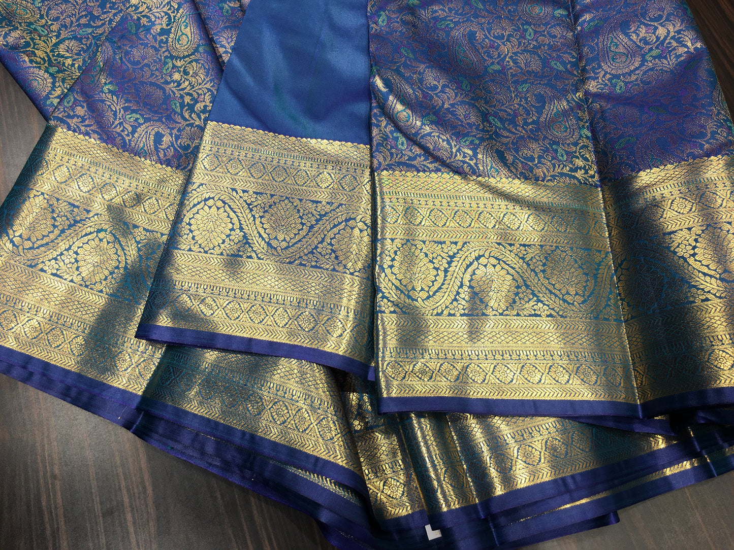 Semi Kanchipuram silk