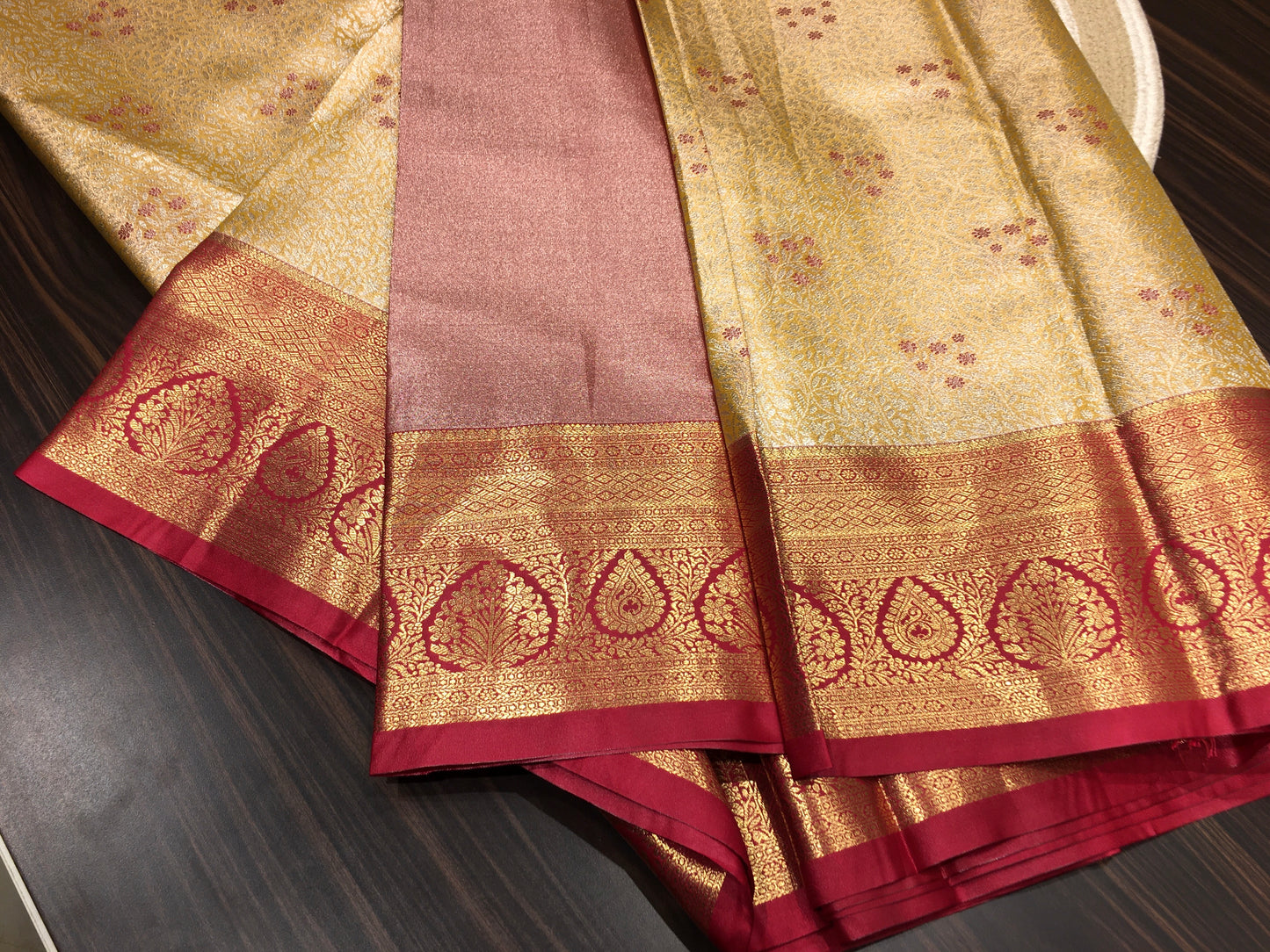 Semi Kanchipuram Tissue