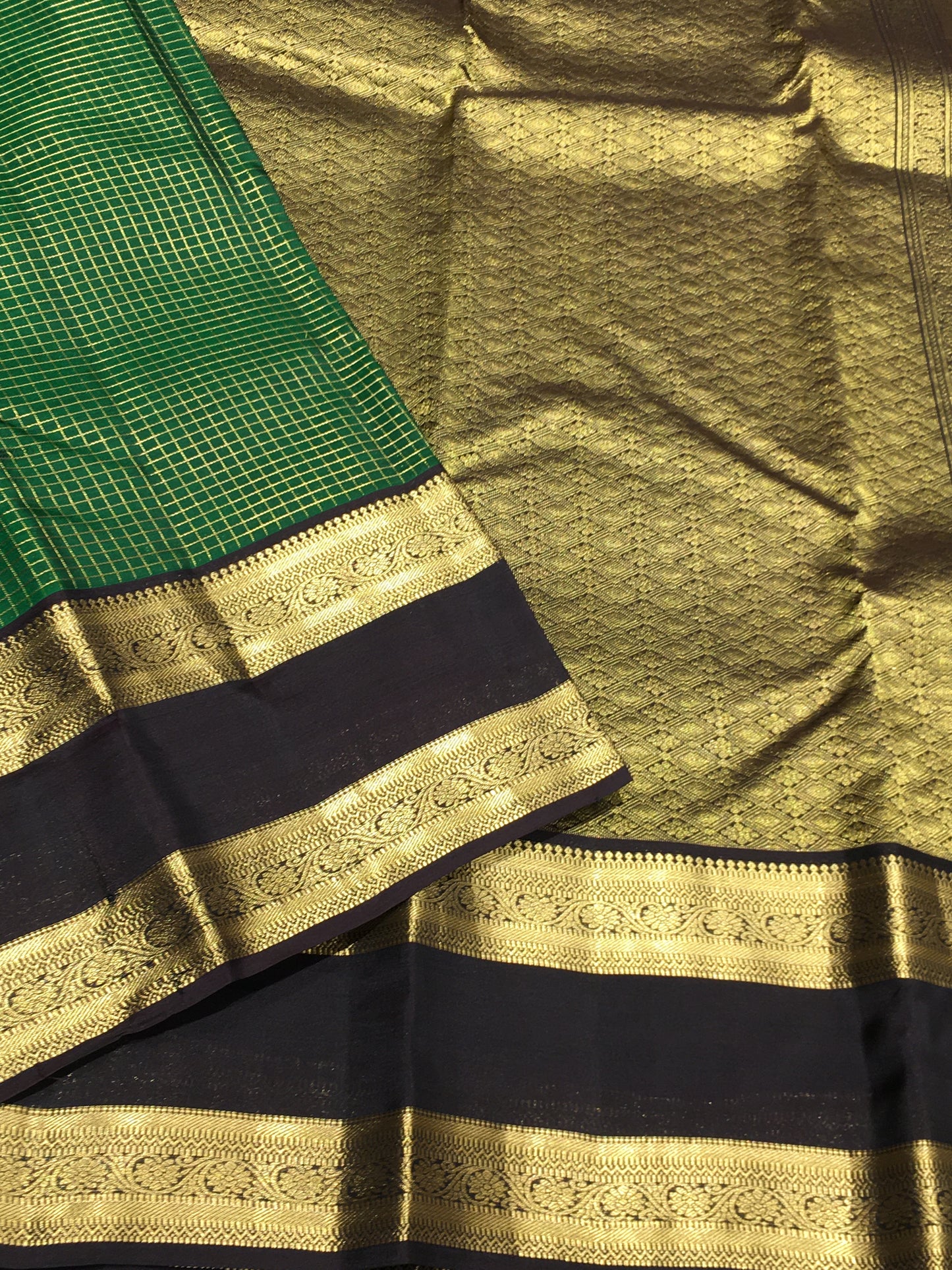 Pure kanchipuram silk
