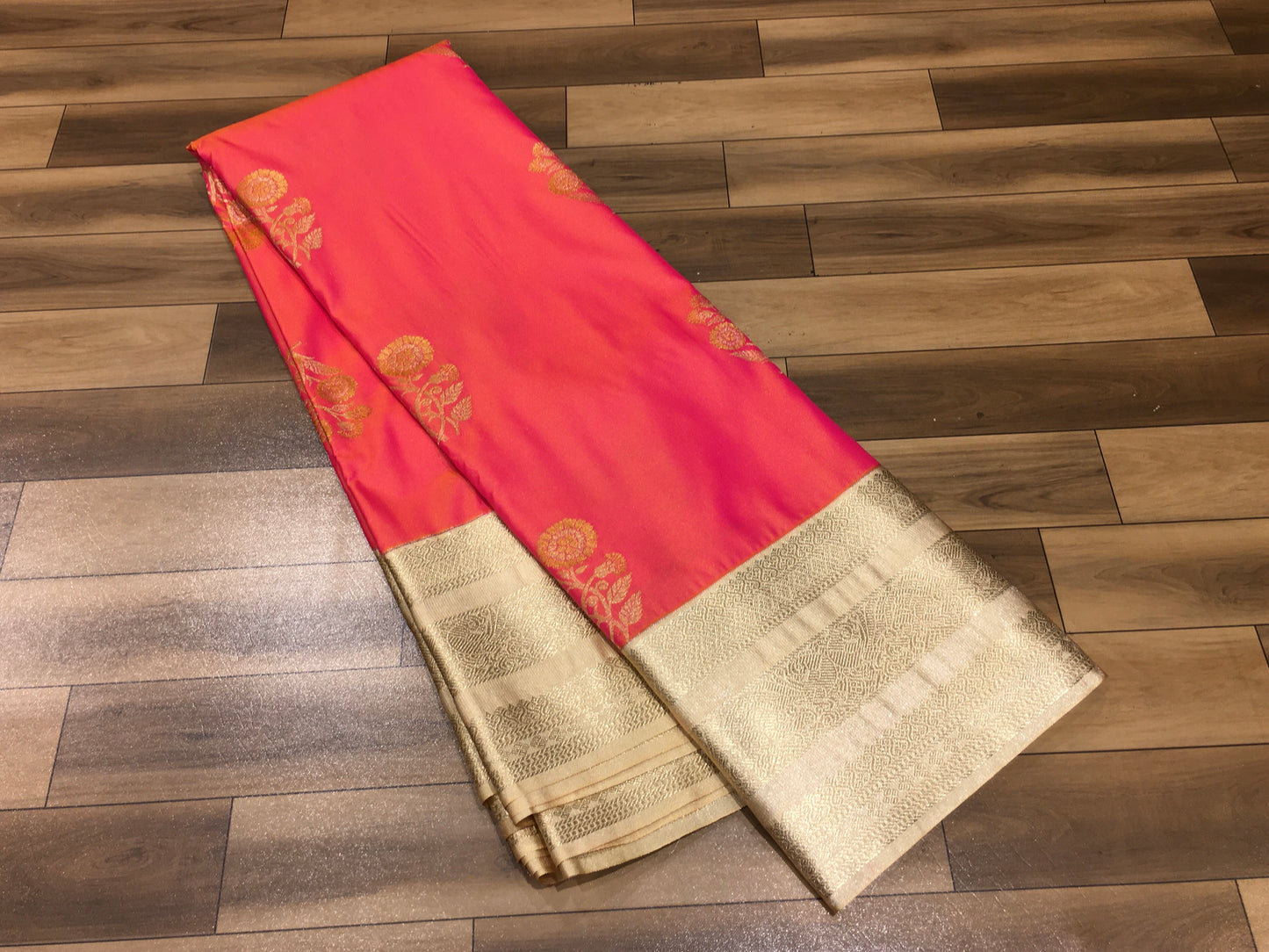 Semi Kanchipuram silk