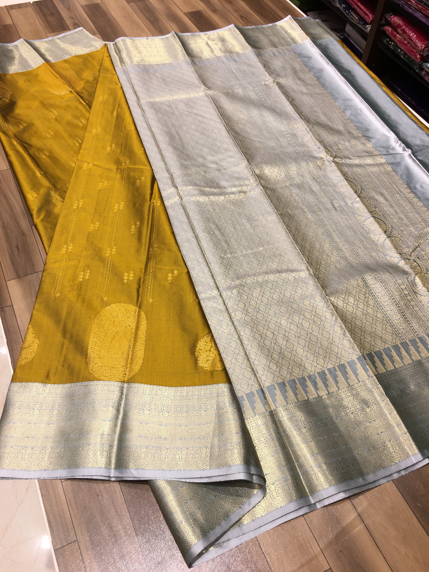 Semi Kanchipuram silk