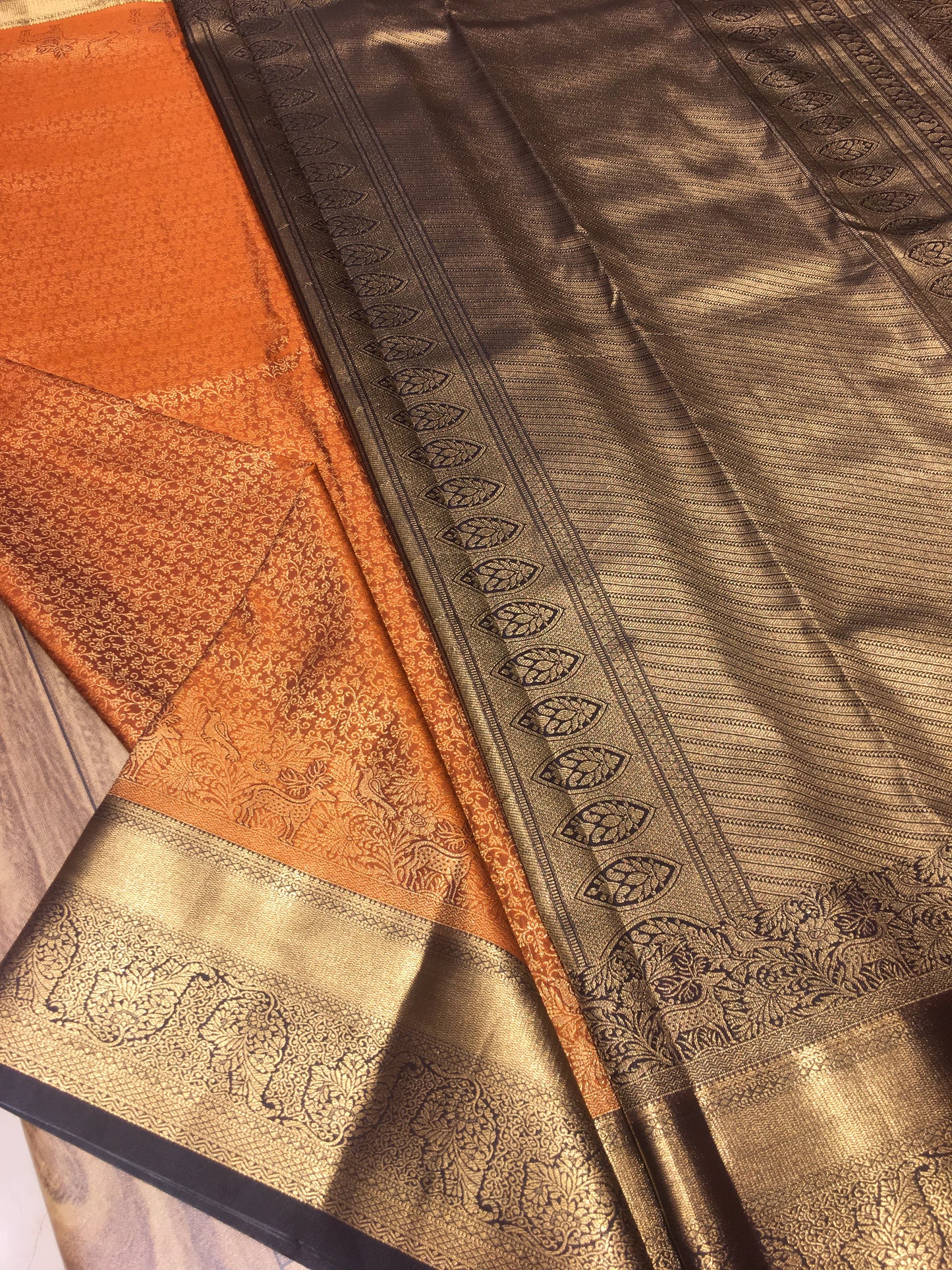 Semi Kanchipuram brocade