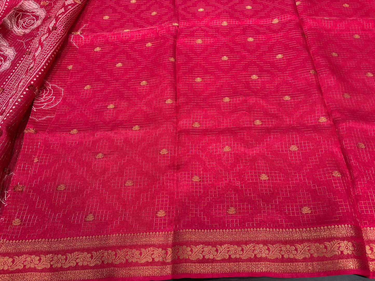 Dola silk saree