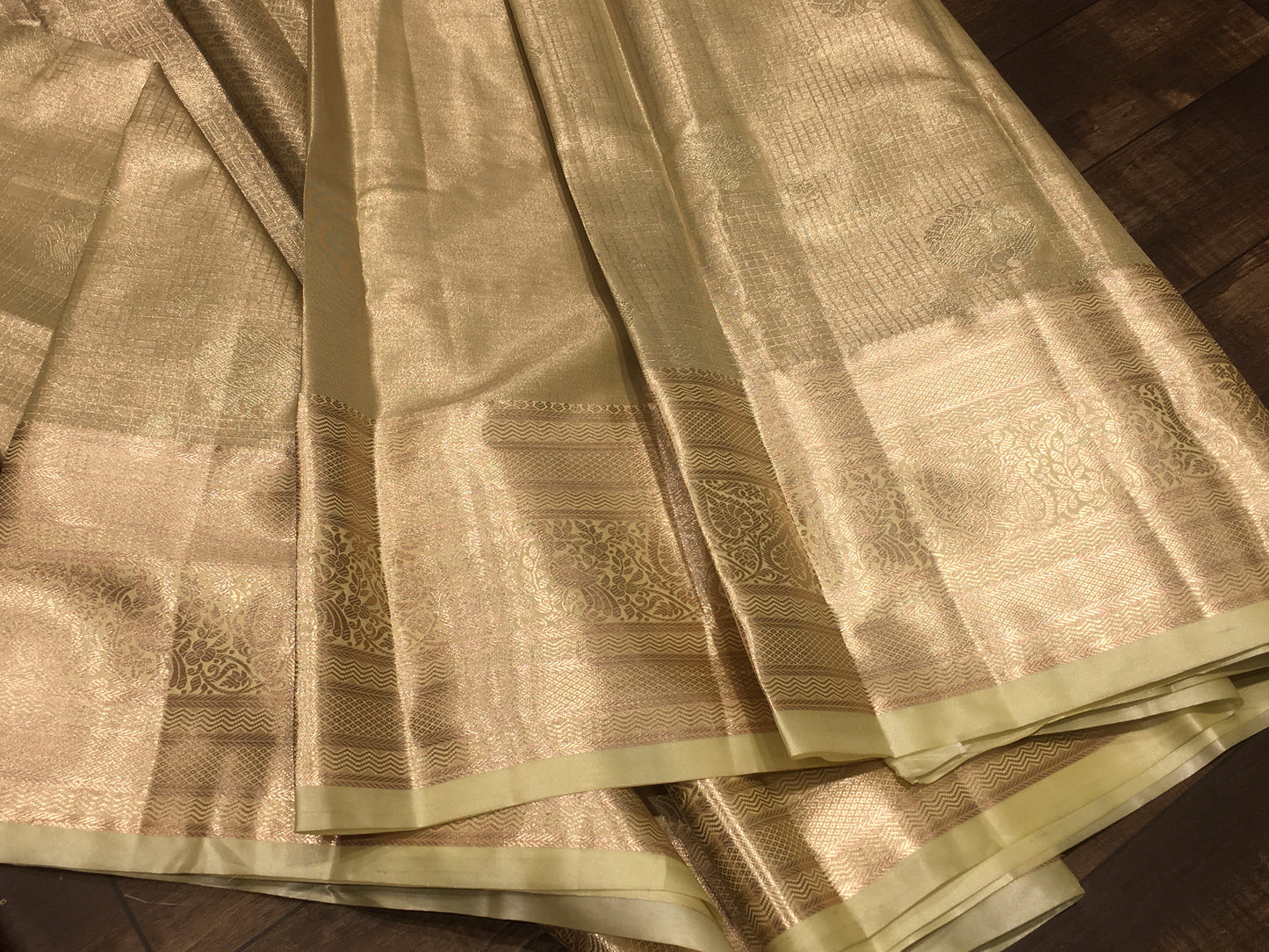 Semi Kanchipuram Tissue