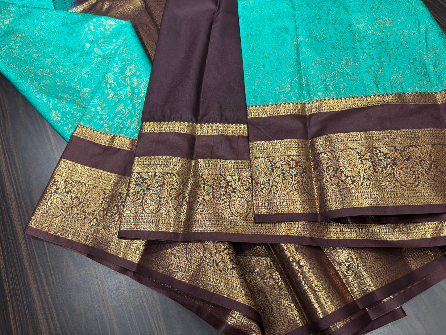 Semi Kanchipuram silk