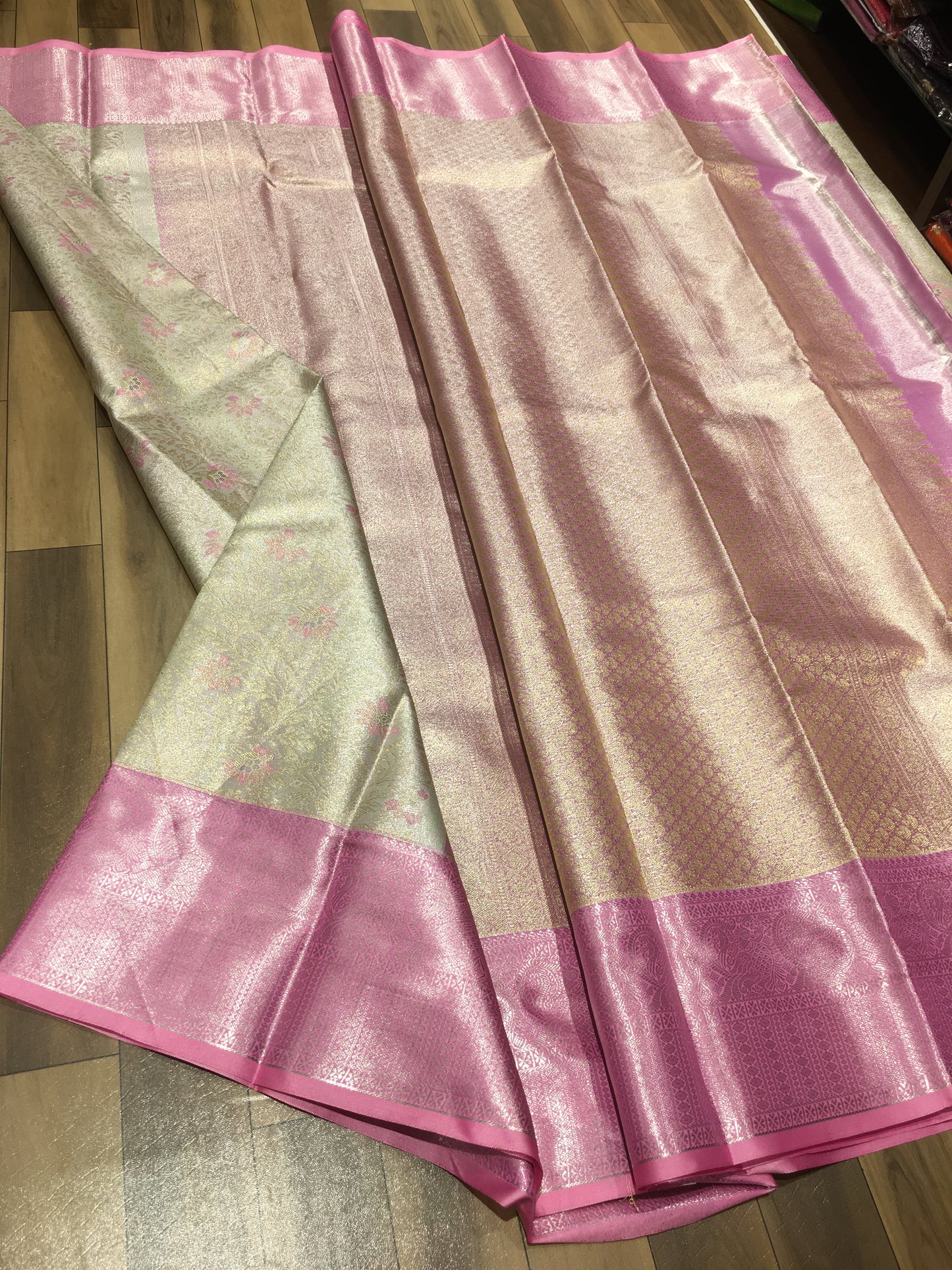 Semi Kanchipuram tissue