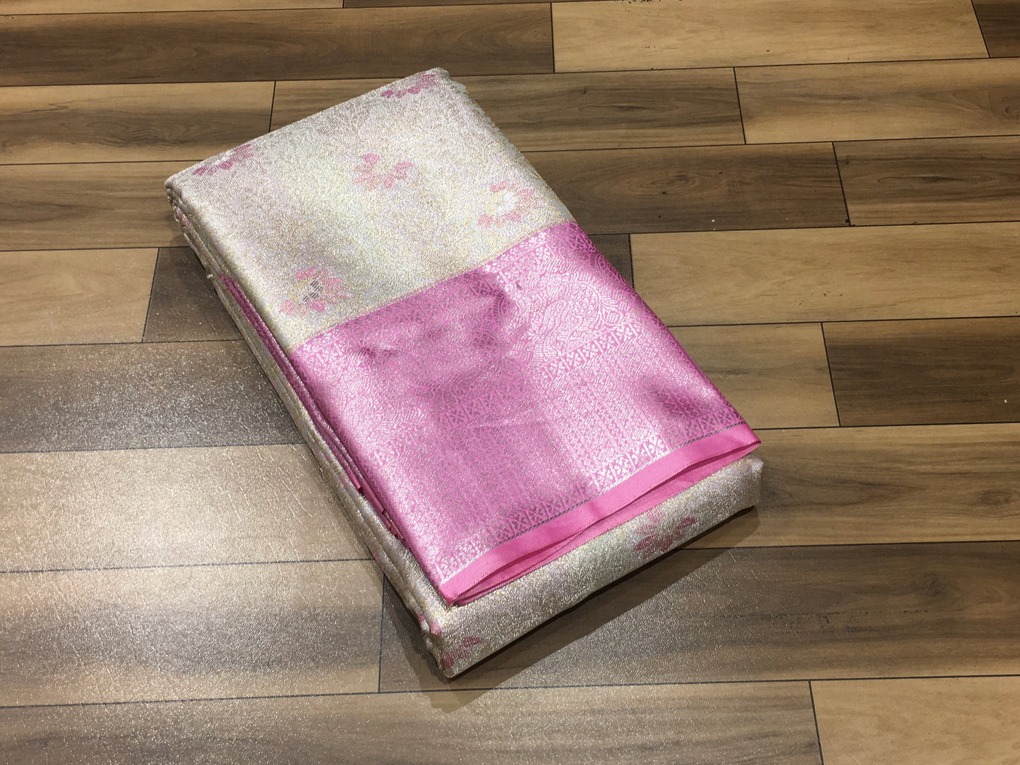 Semi Kanchipuram tissue