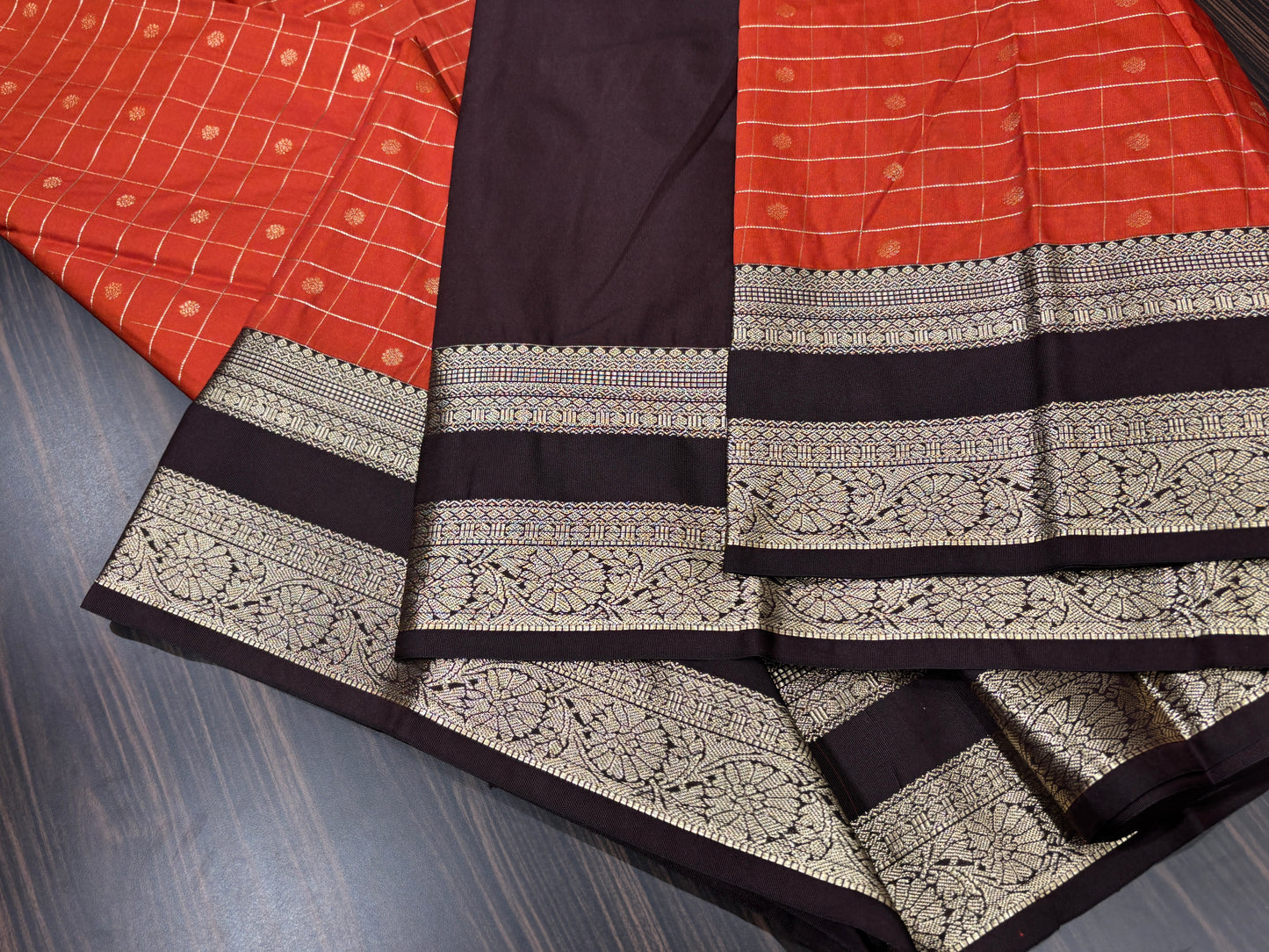 Semi Kanchipuram silk
