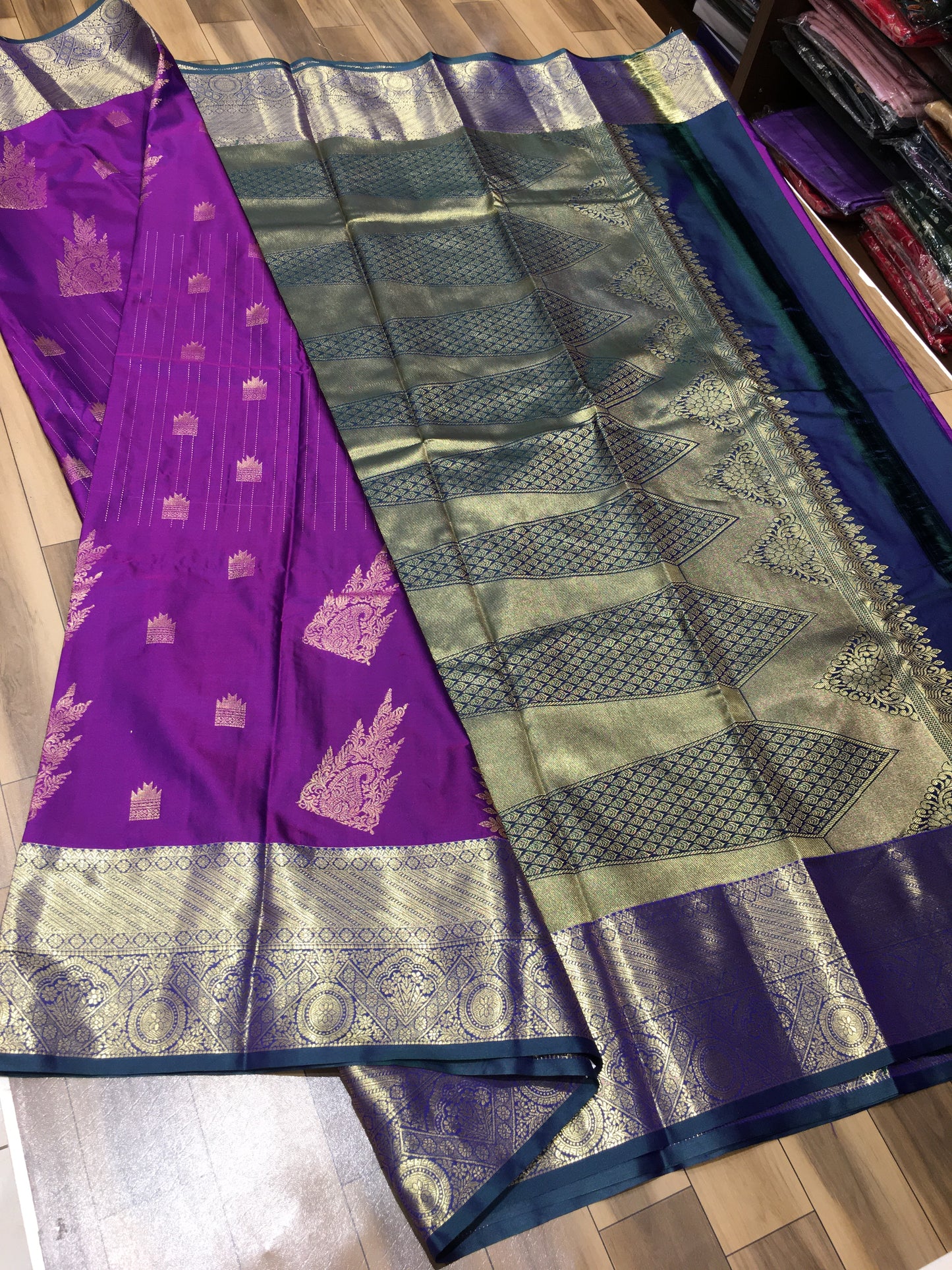 Semi Kanchipuram silk