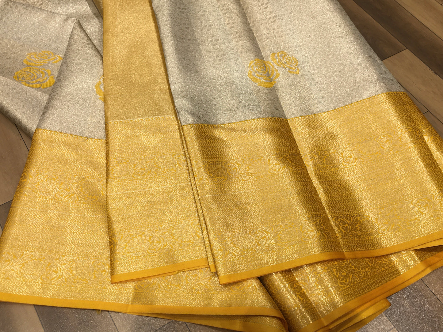 Semi Kanchipuram tissue