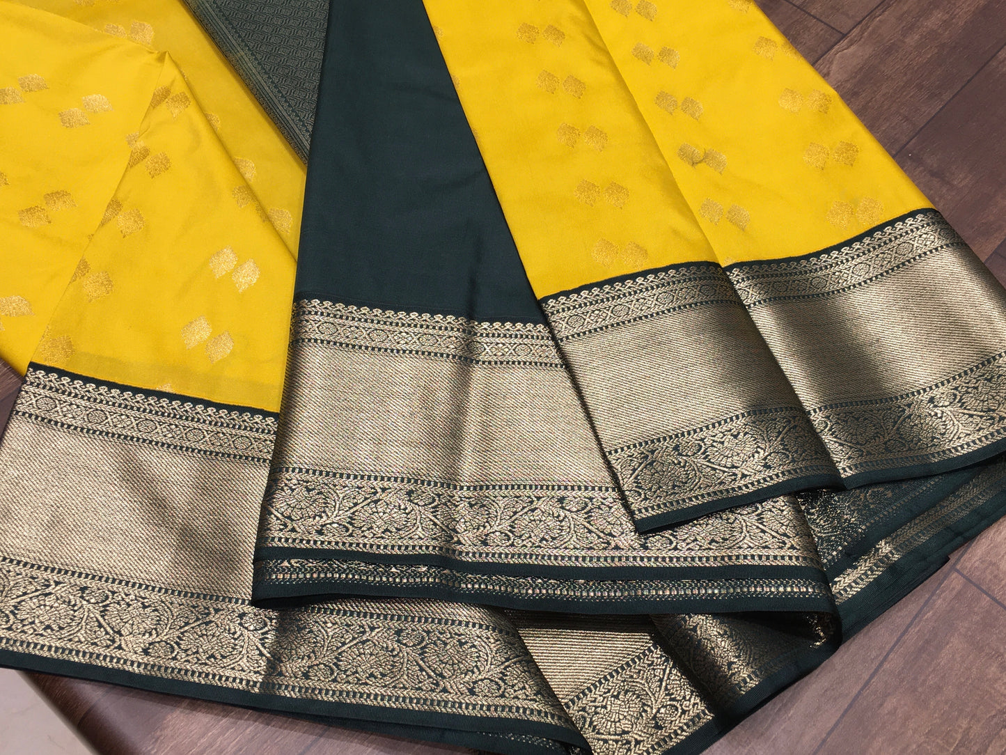 Semi Kanchipuram silk