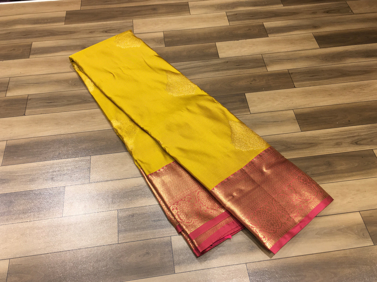 Semi Kanchipuram silk