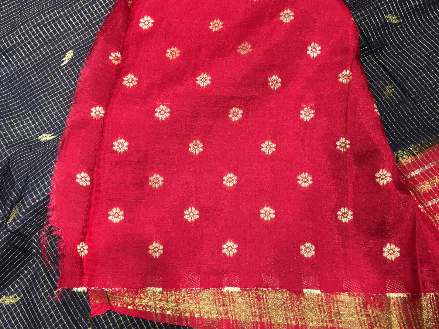 Moonga crape saree