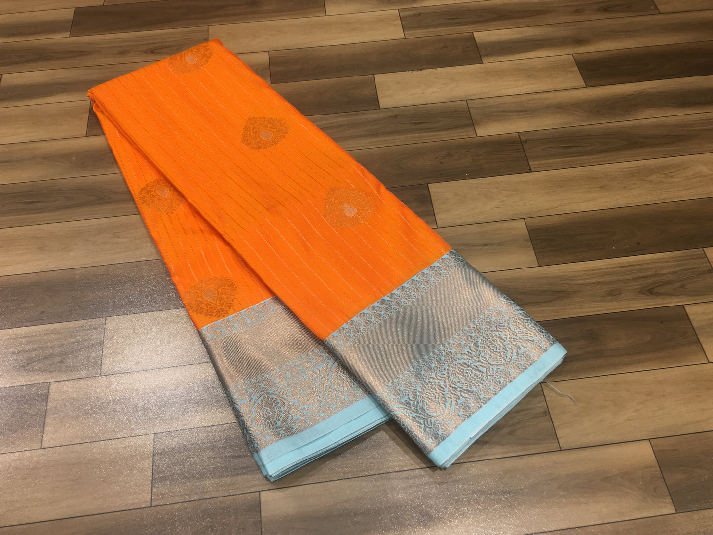 Semi Kanchipuram silk