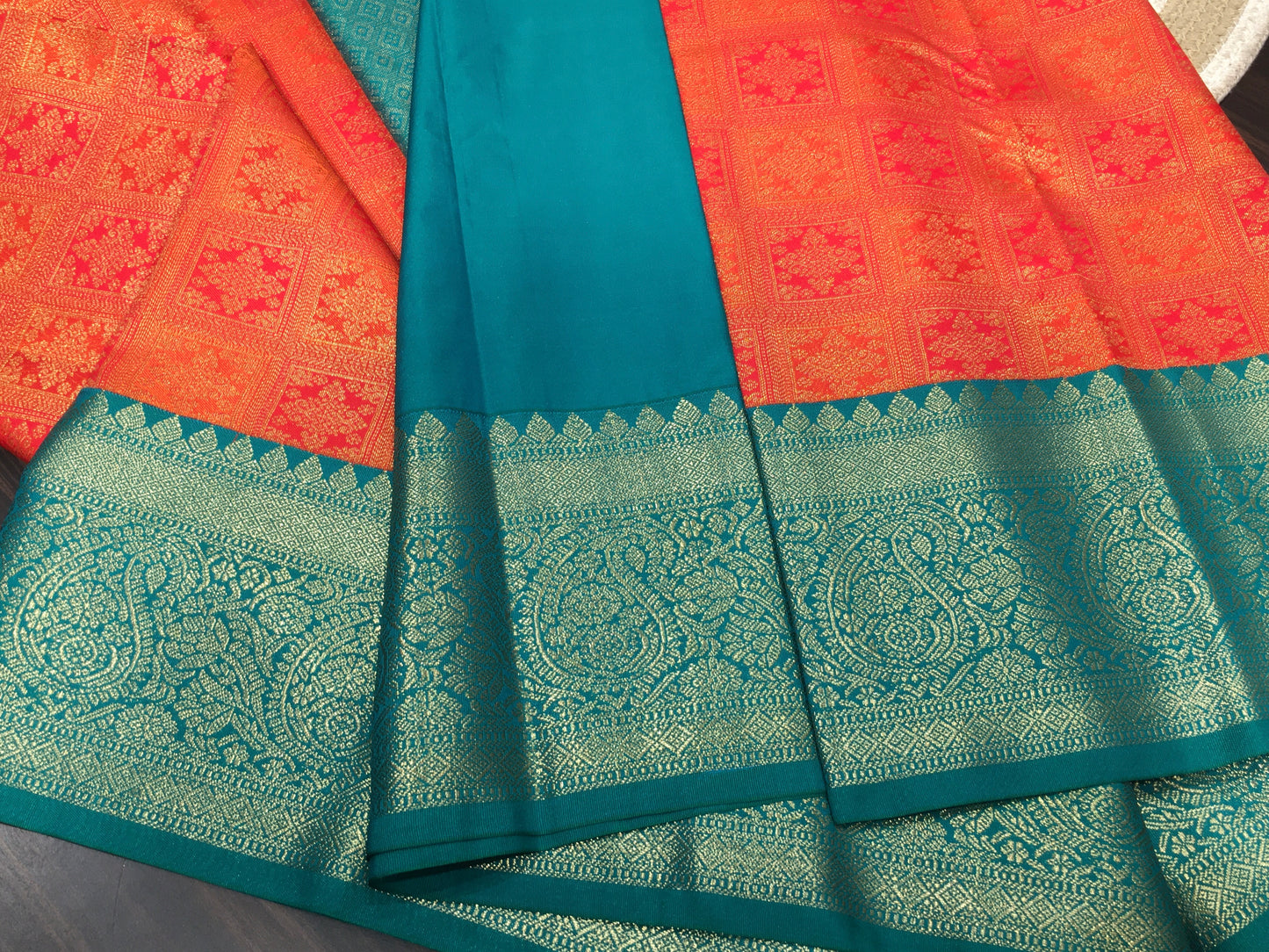 Semi Kanchipuram silk