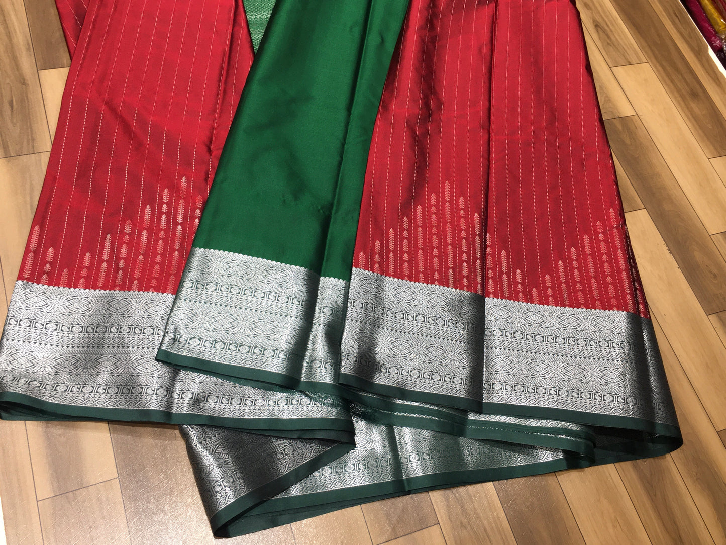 Semi Kanchipuram silk