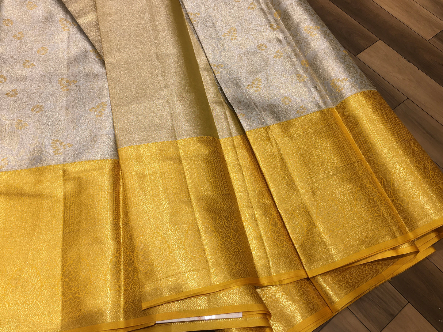Semi Kanchipuram tissue