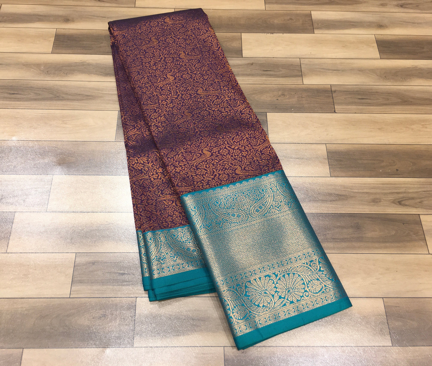 Semi Kanchipuram brocade