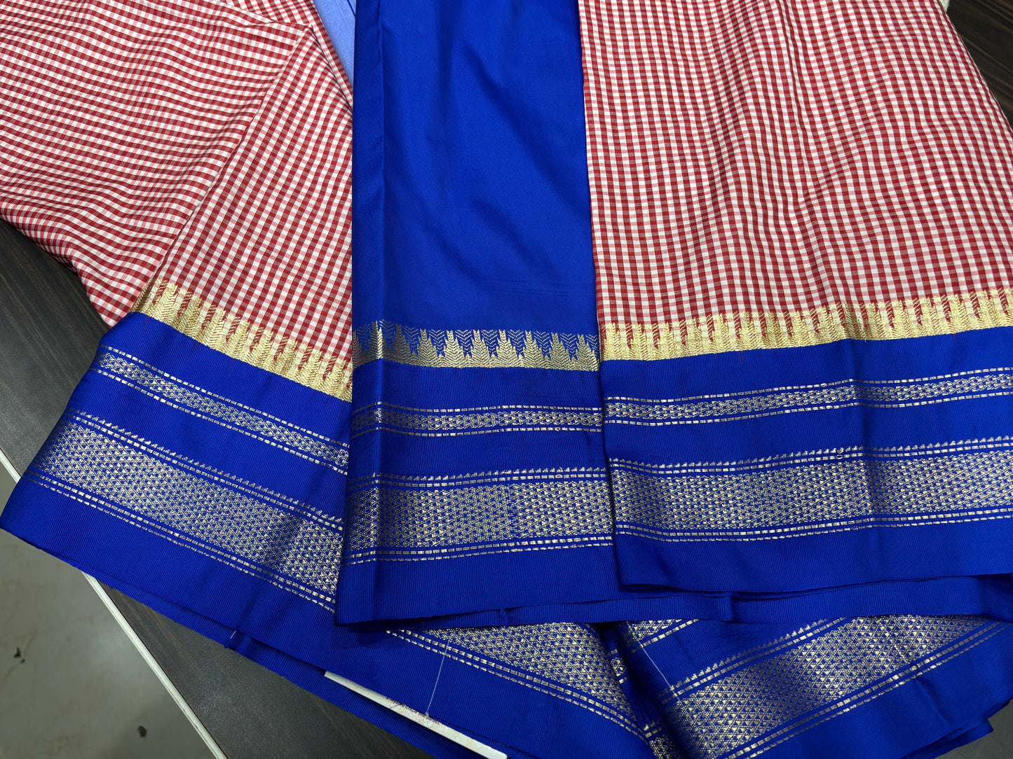 Semi Kanchipuram silk