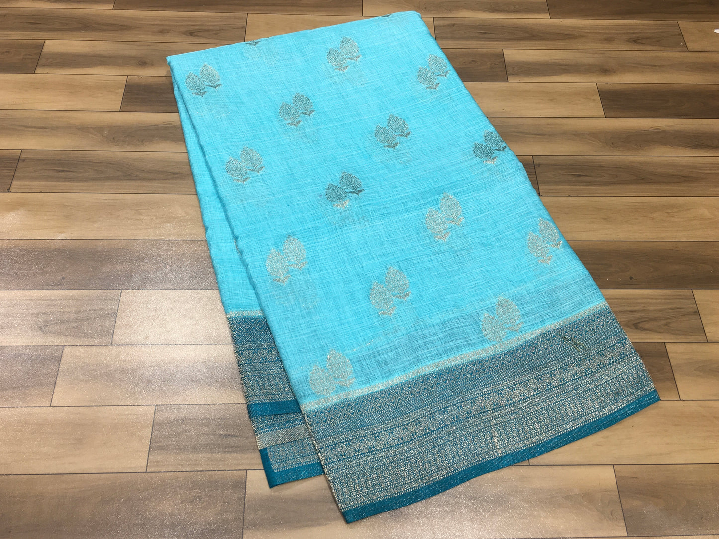 Wrinkle Chiffon Saree