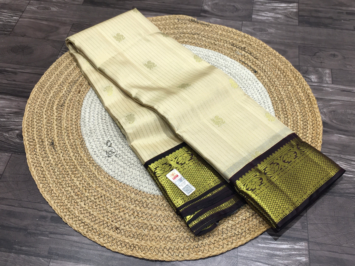 Pure Kanchipuram silk