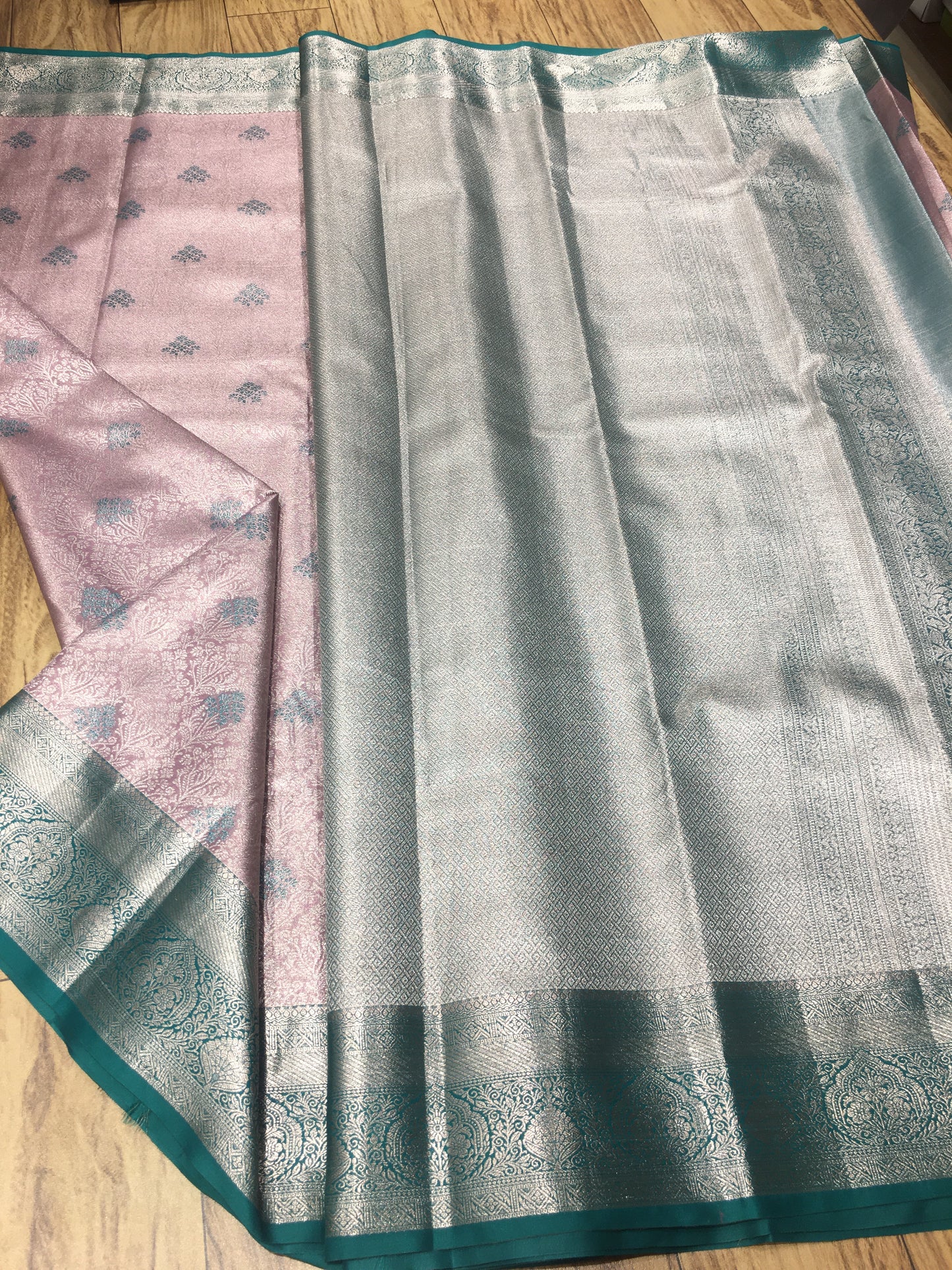 Semi Kanchipuram tissue