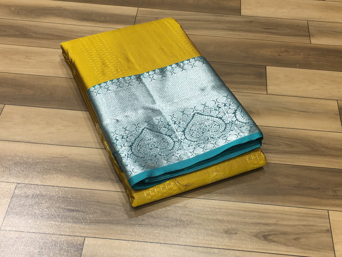 Semi Kanchipuram silk