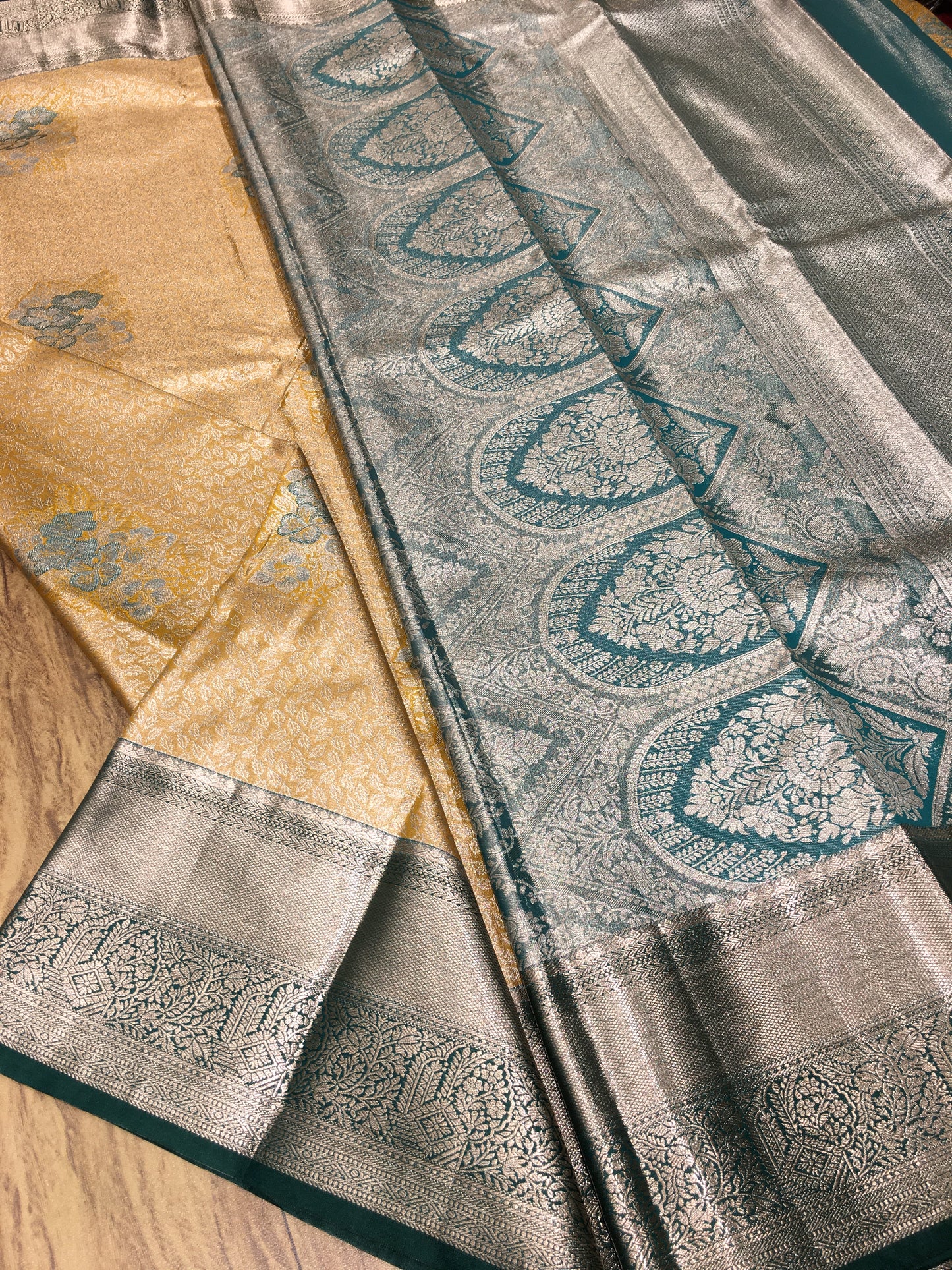 Semi Kanchipuram tissue