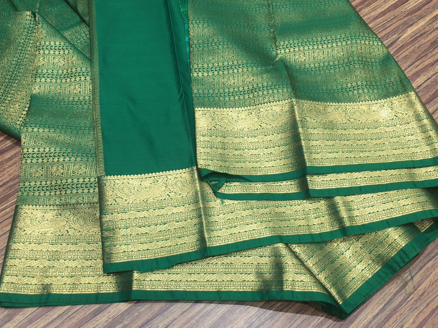 Semi Kanchipuram silk