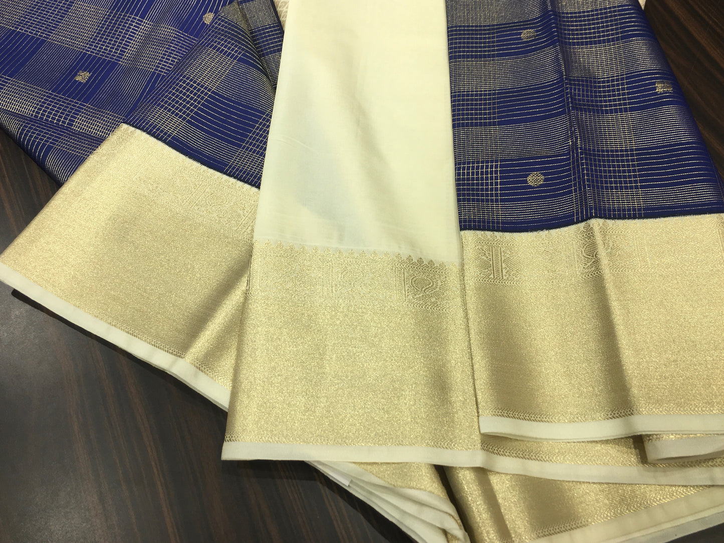 Semi Kanchipuram silk