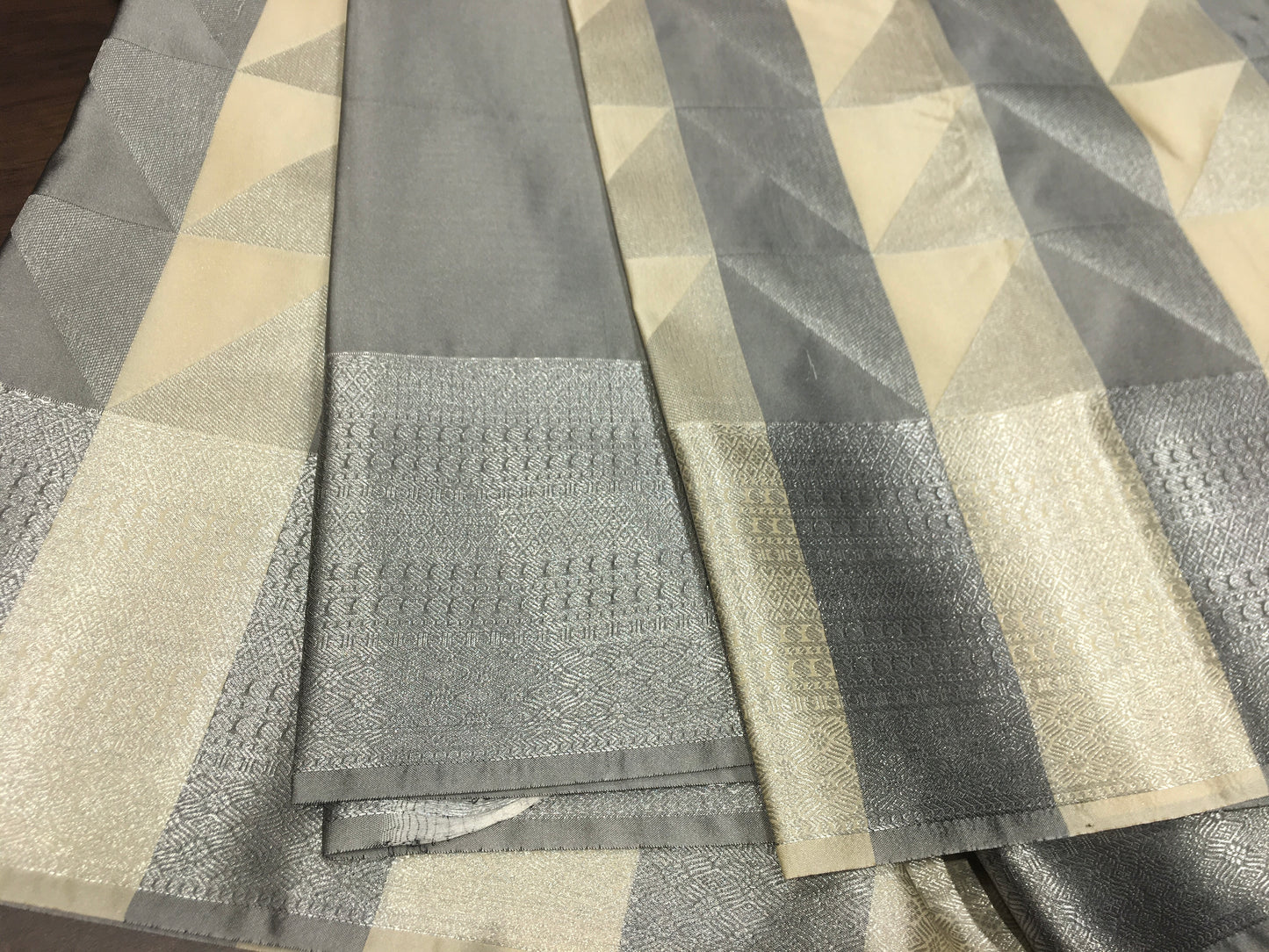 Semi Kanchipuram Silk