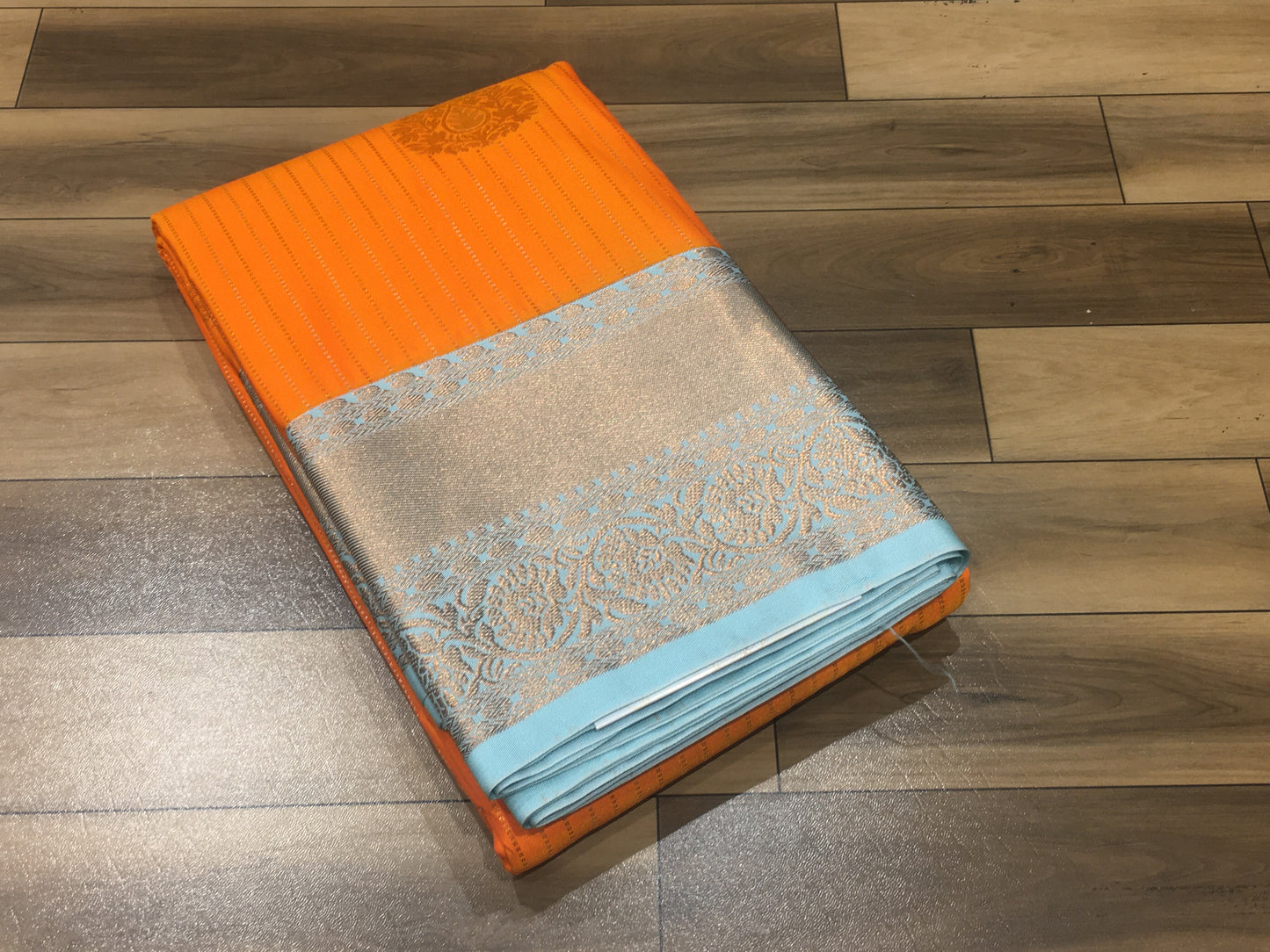 Semi Kanchipuram silk