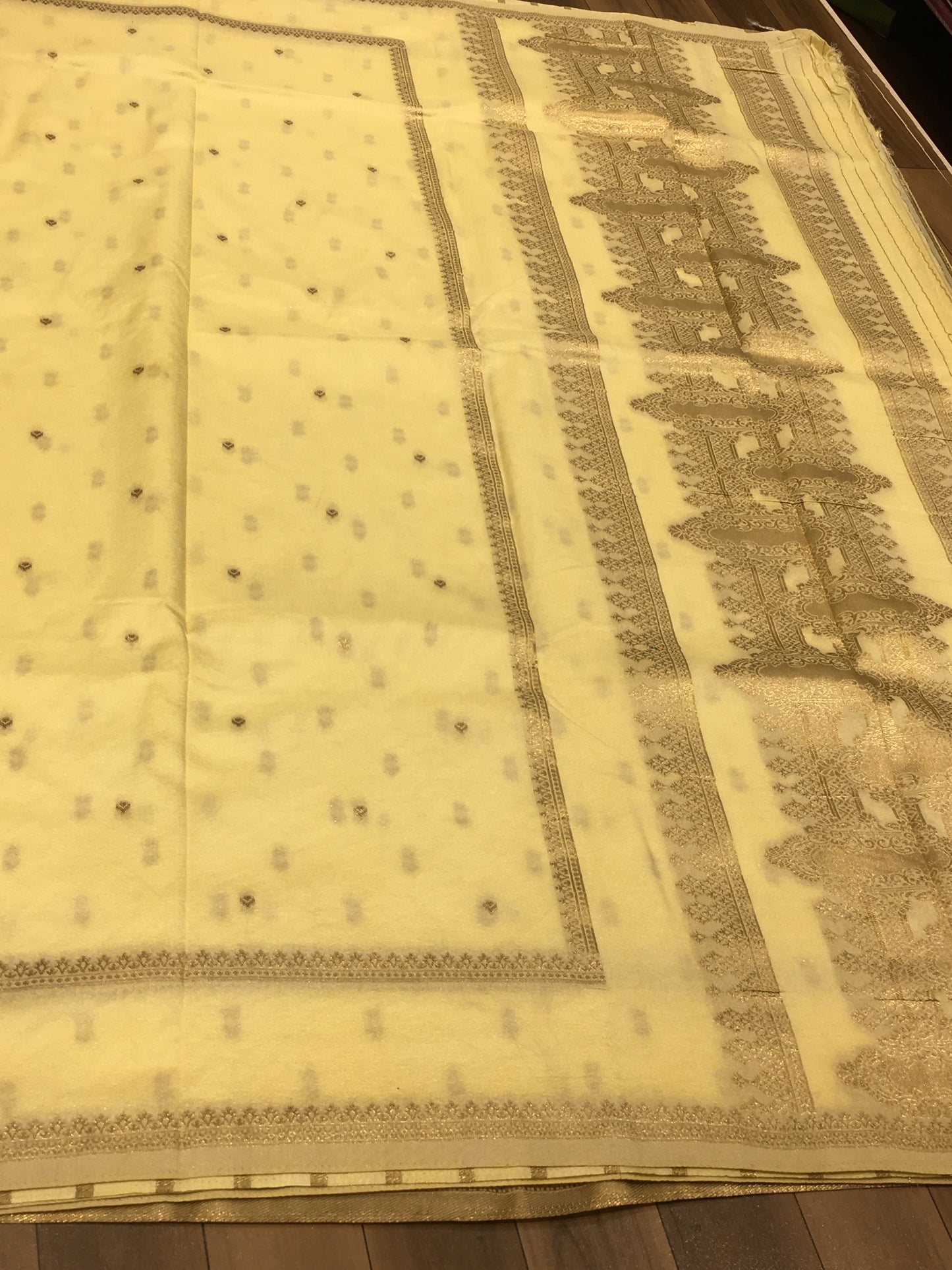 Raw mango silk