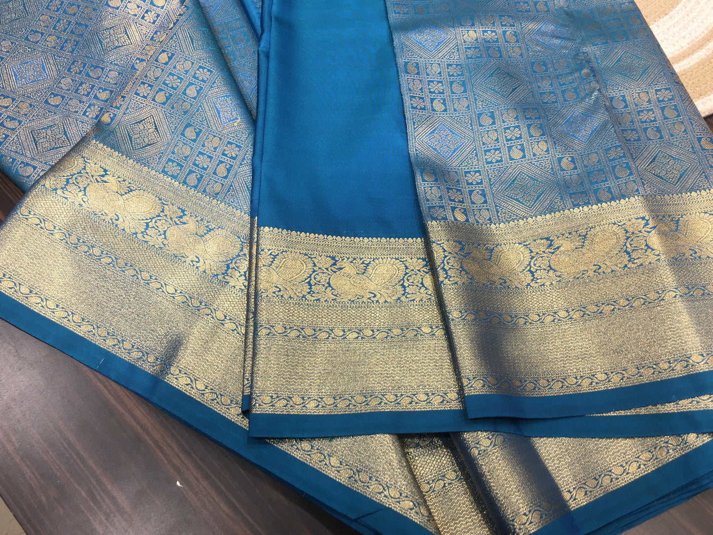 Semi Kanchipuram silk