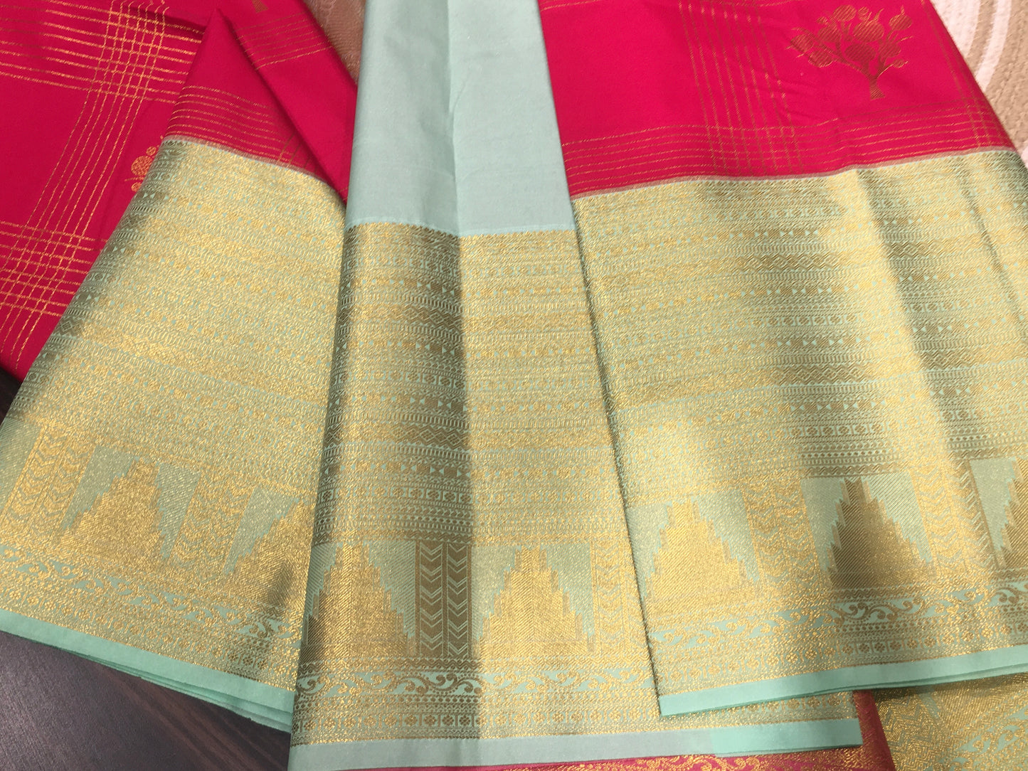 Semi Kanchipuram silk