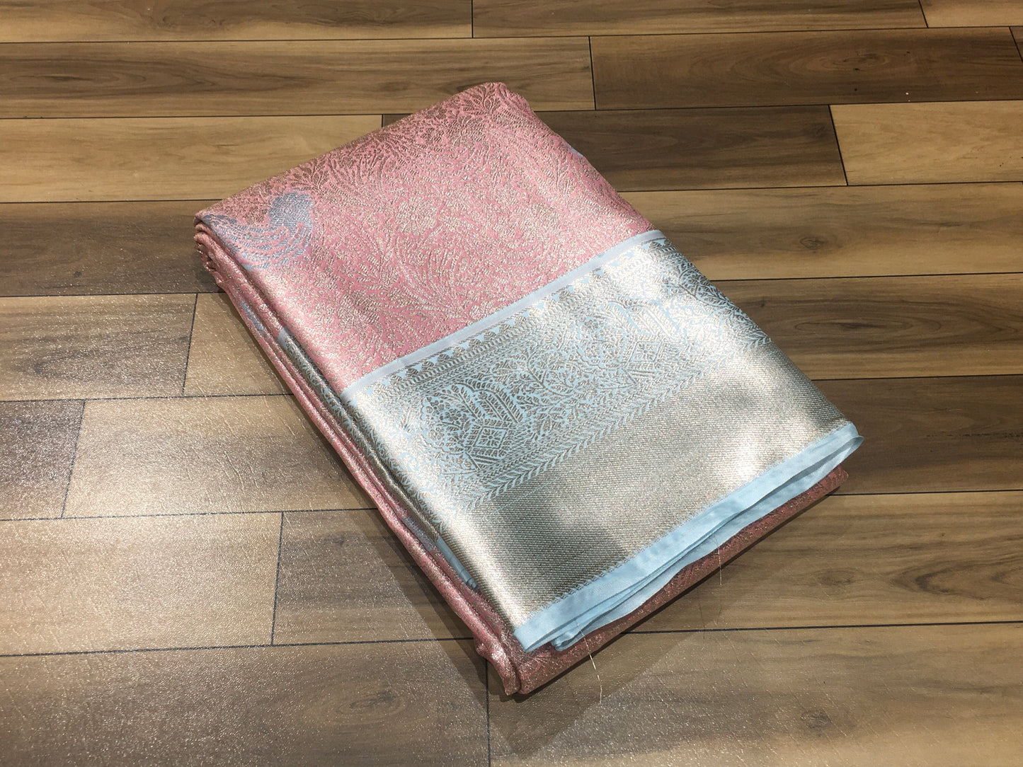 Semi Kanchipuram tissue