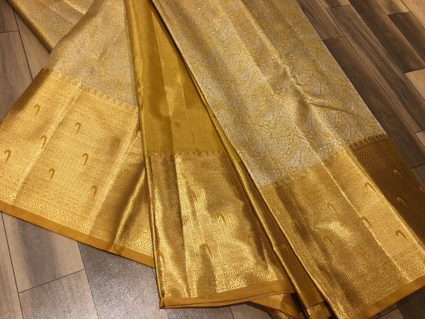 Semi Kanchipuram tissue