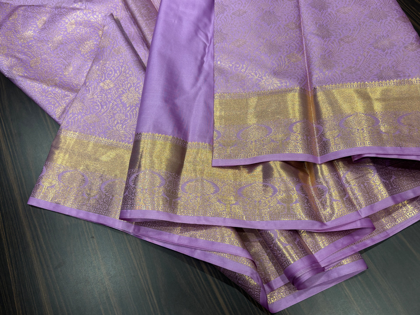 Semi Kanchipuram silk