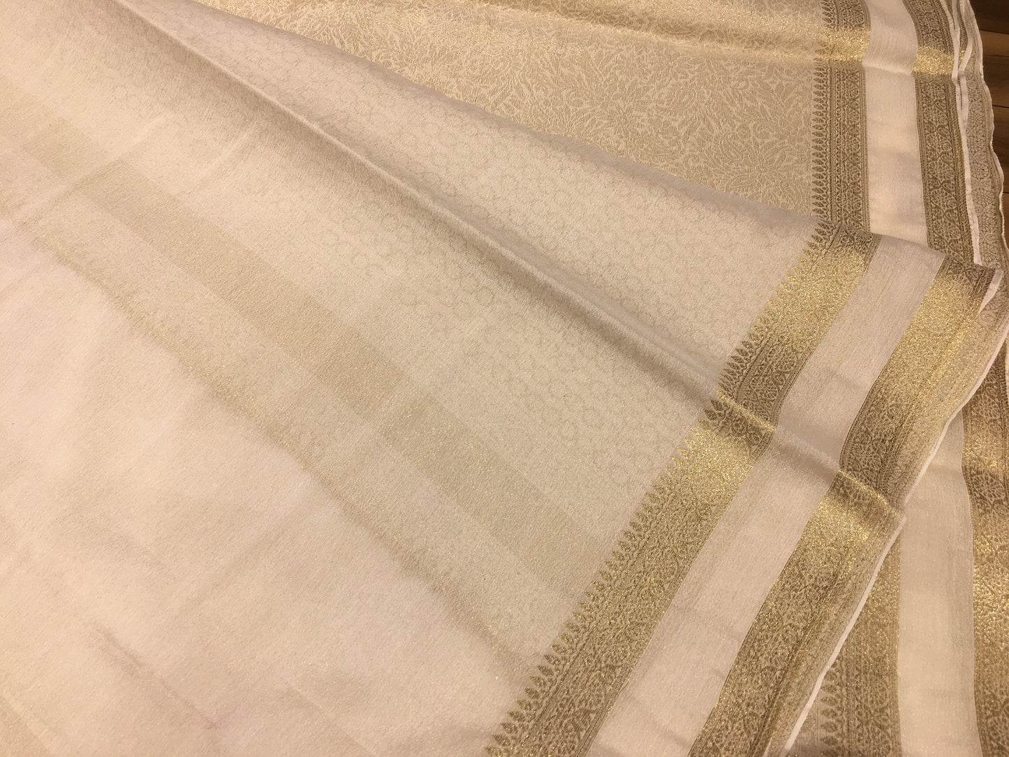 Viscous Saree